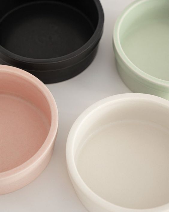 Semicolon Mini Dog Feeder