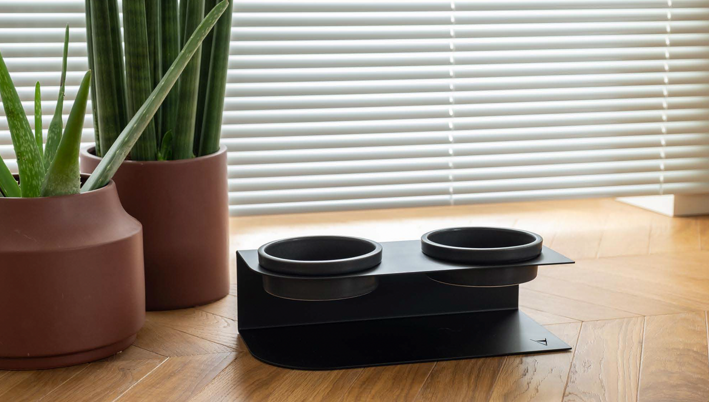 Semicolon Mini Dog Feeder